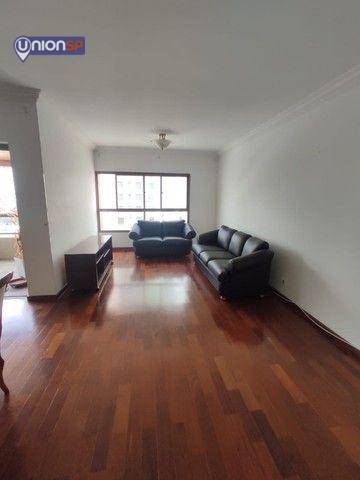 Apartamento à venda com 4 quartos, 140m² - Foto 3