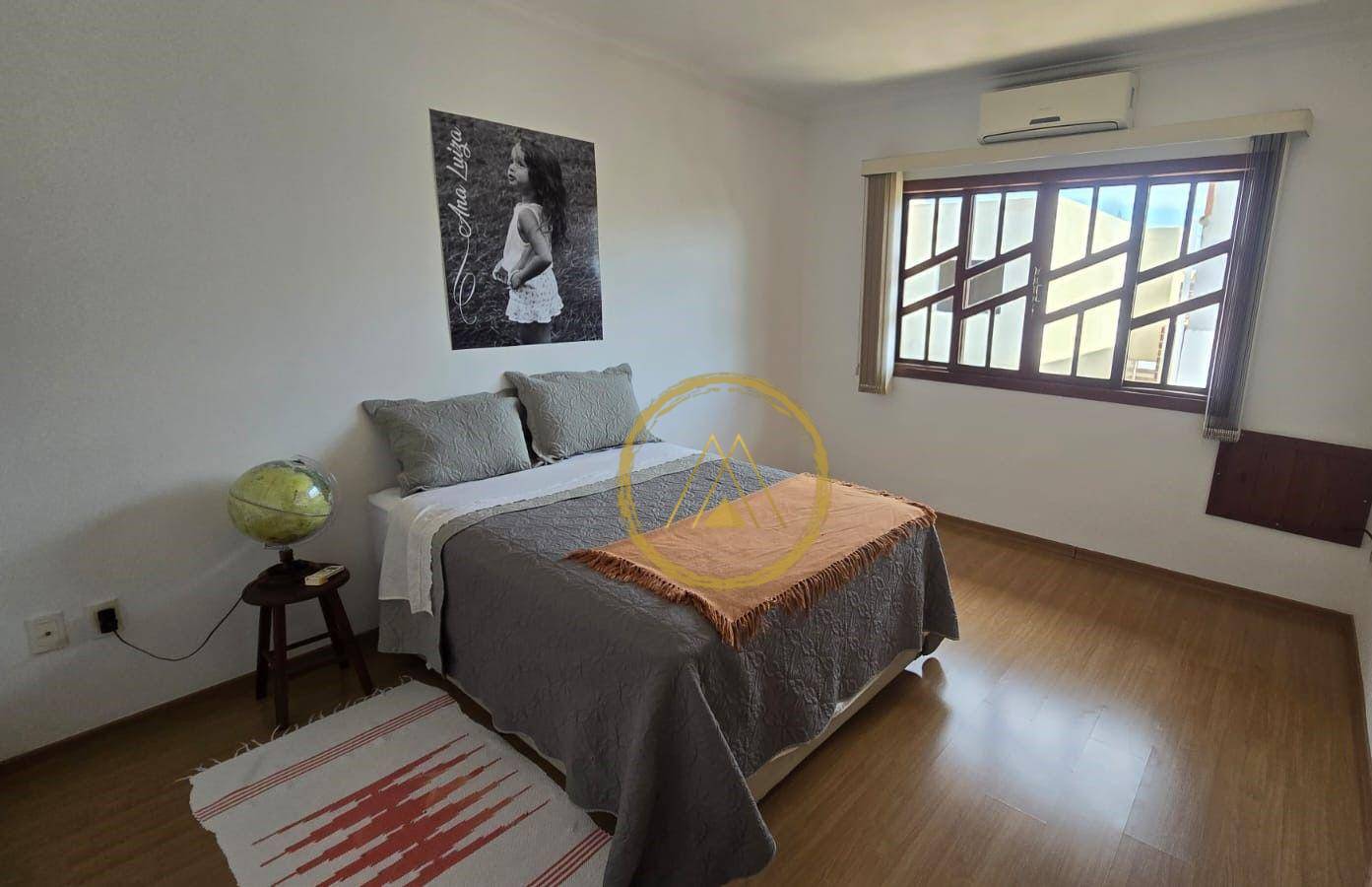 Casa à venda com 3 quartos, 198m² - Foto 18