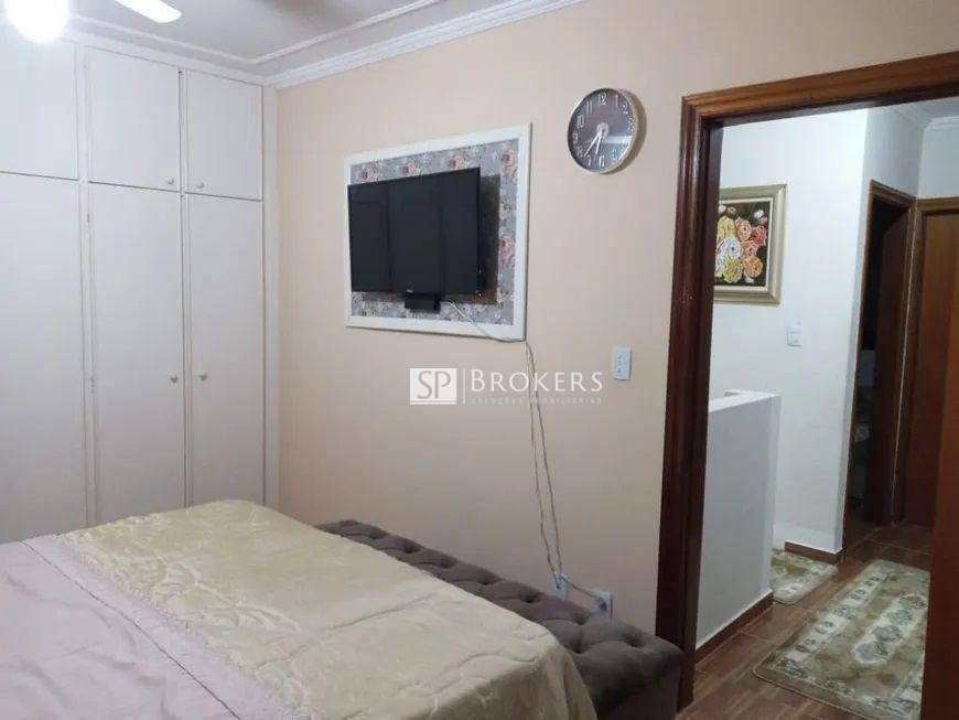 Casa à venda com 3 quartos, 200m² - Foto 22