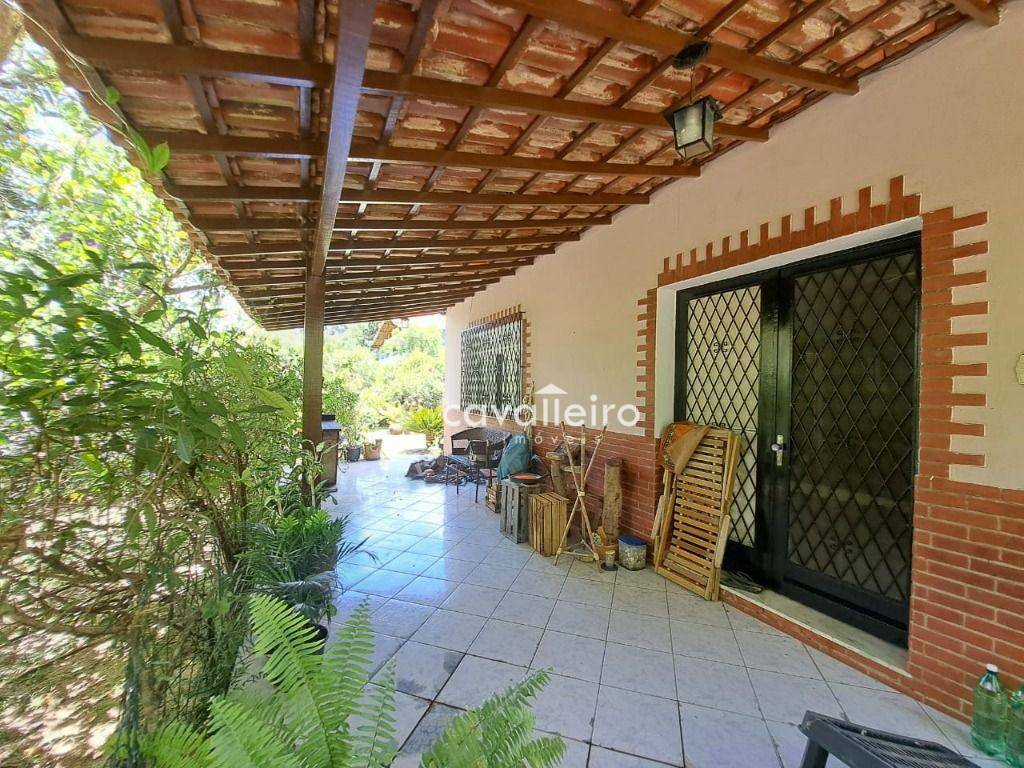 Casa à venda com 4 quartos, 290m² - Foto 42