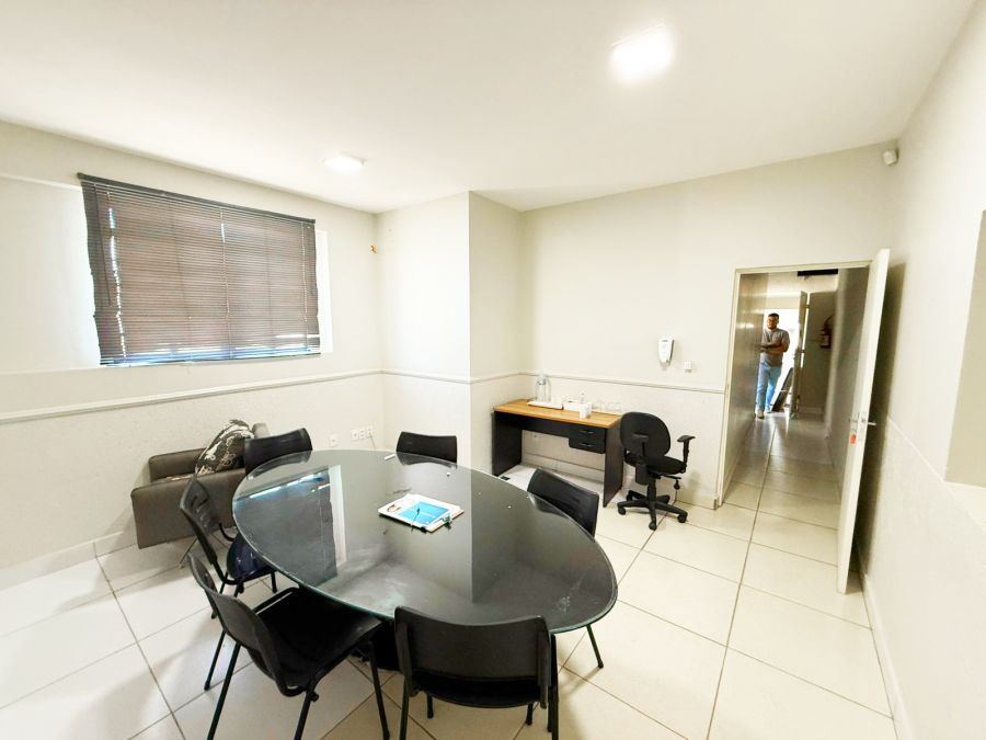 Imóvel Comercial Padrão para alugar, 754m² - Foto 33
