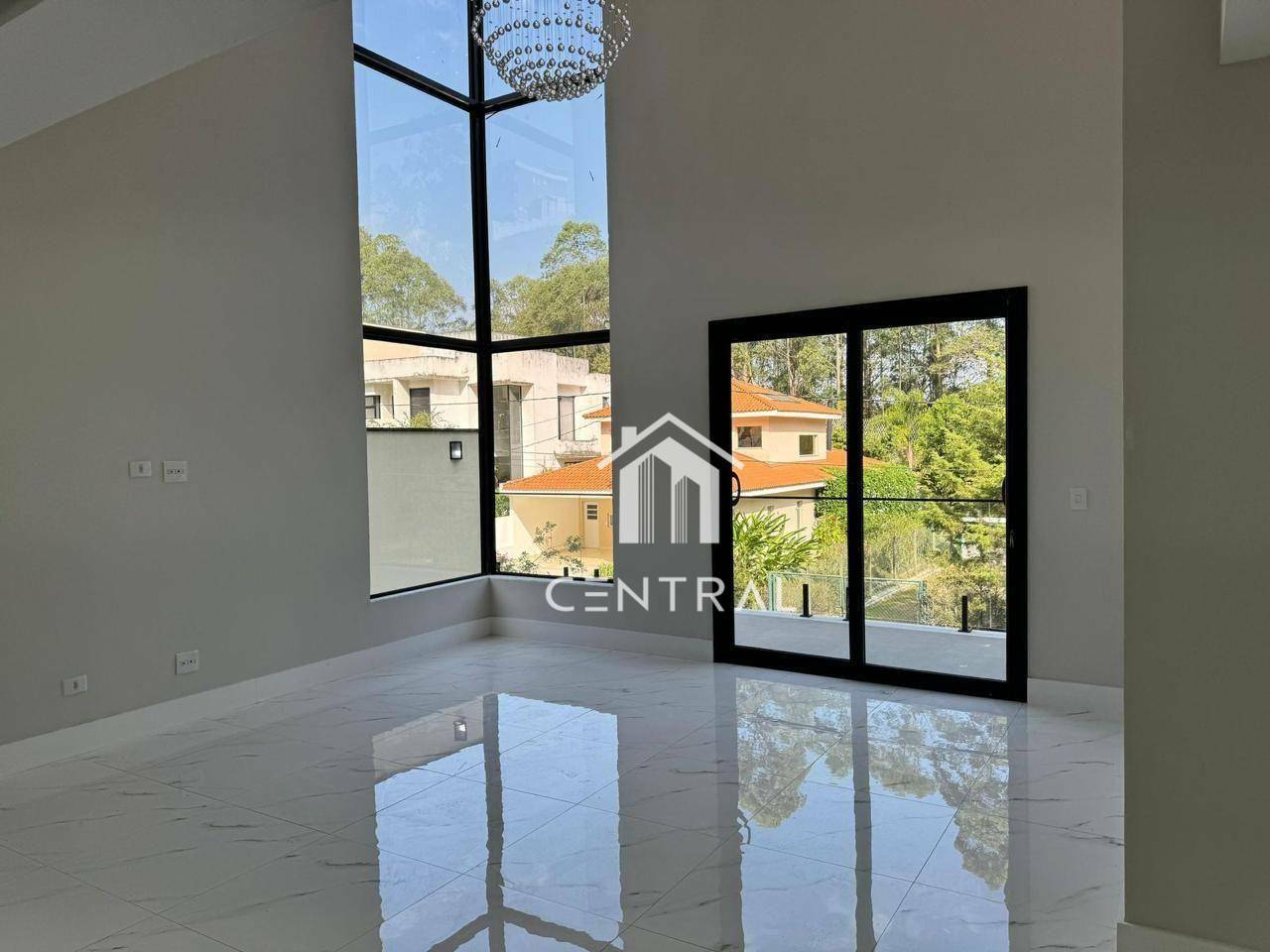 Casa à venda com 3 quartos, 382m² - Foto 23