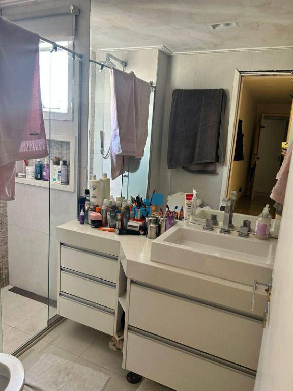 Apartamento à venda com 3 quartos, 145m² - Foto 21