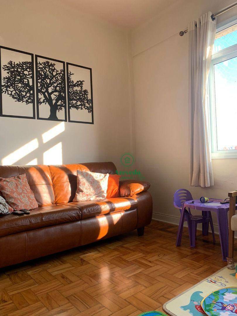 Apartamento à venda com 3 quartos, 76m² - Foto 1