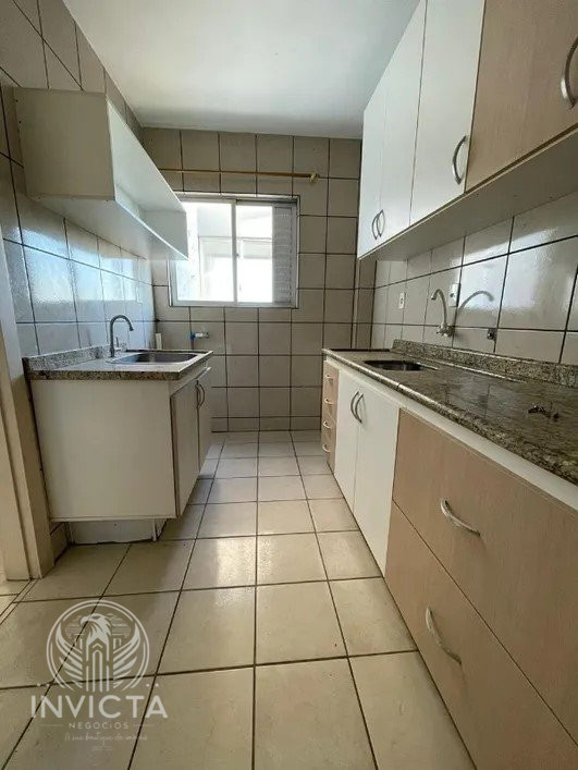 Apartamento à venda com 2 quartos, 70m² - Foto 7