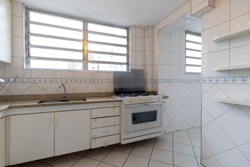 Apartamento à venda com 2 quartos, 180m² - Foto 10