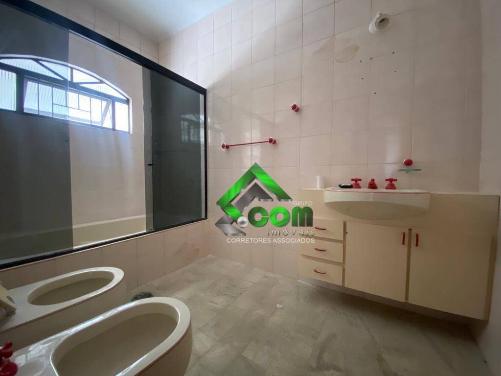 Casa à venda com 4 quartos, 360m² - Foto 16