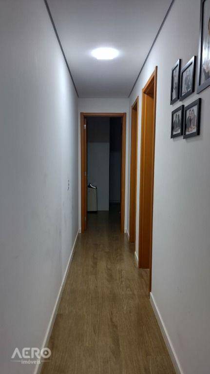 Apartamento à venda com 2 quartos, 60m² - Foto 14