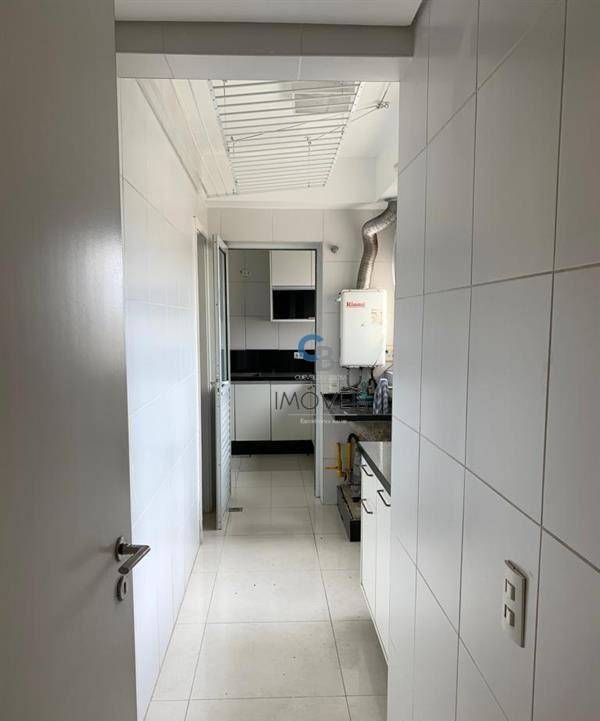 Apartamento à venda com 3 quartos, 156m² - Foto 7