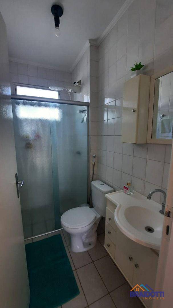 Apartamento à venda com 2 quartos, 69m² - Foto 11