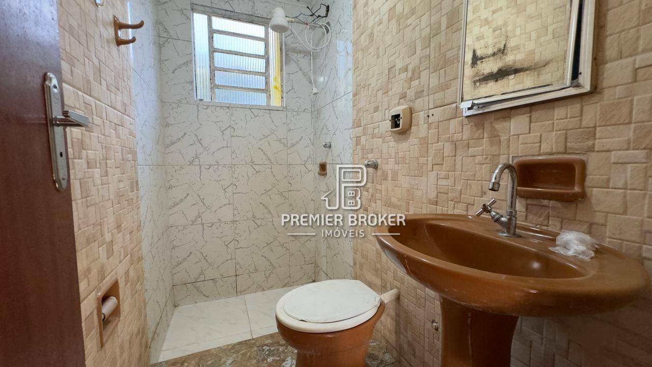 Casa à venda com 2 quartos, 110m² - Foto 11