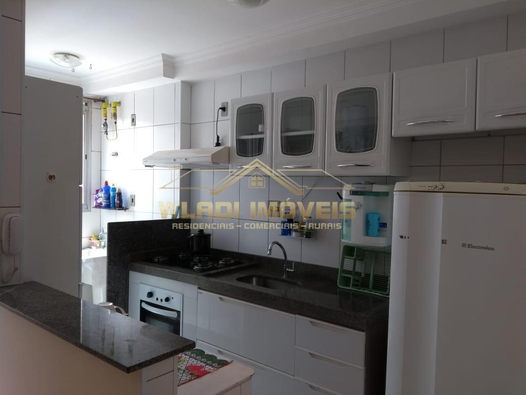 Apartamento à venda com 2 quartos, 49m² - Foto 15