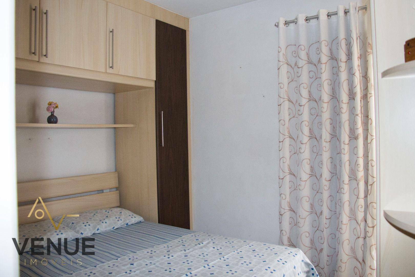 Apartamento à venda com 2 quartos, 60m² - Foto 5