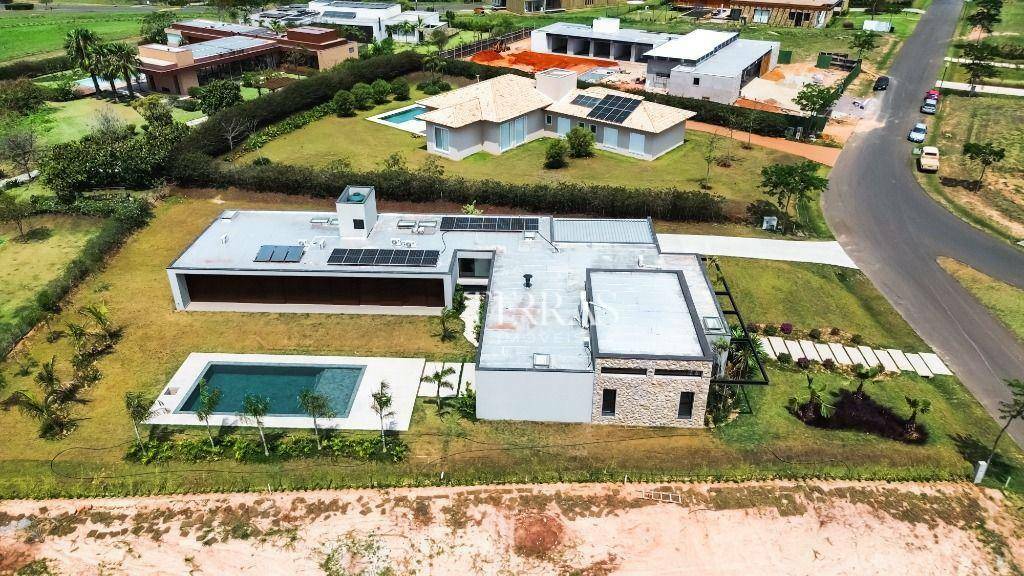 Casa de Condomínio à venda com 5 quartos, 500m² - Foto 3