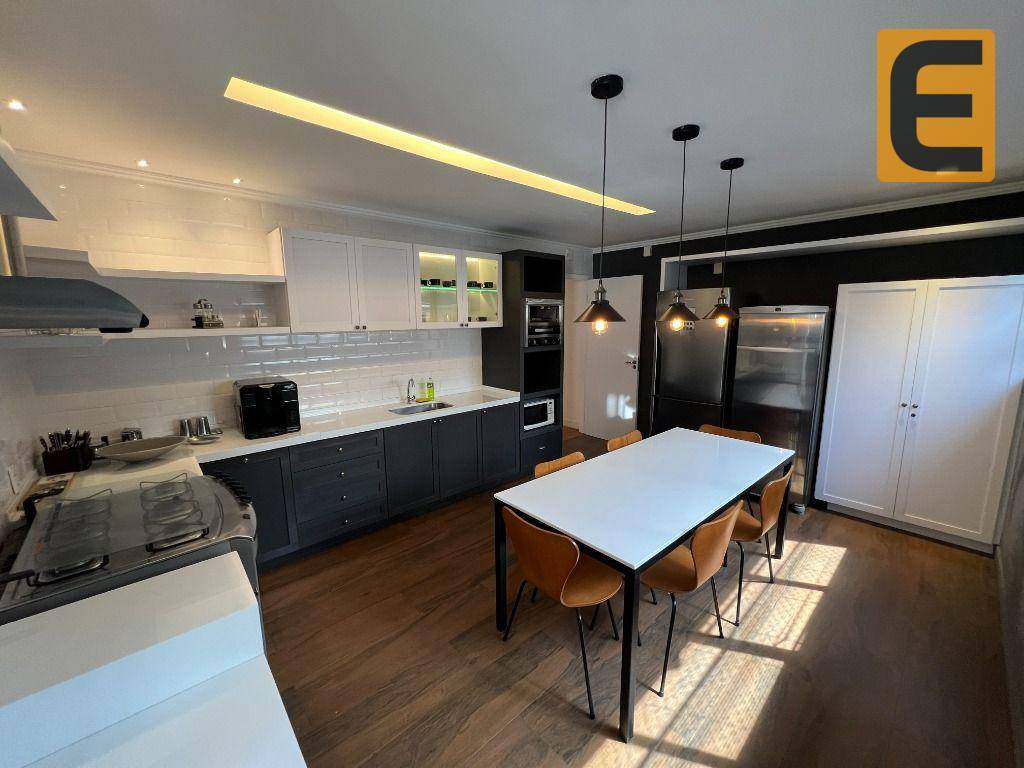 Apartamento à venda com 3 quartos, 221m² - Foto 25