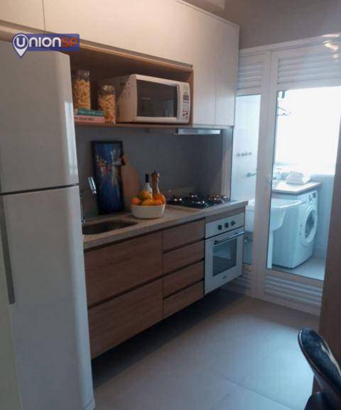 Apartamento à venda com 2 quartos, 66m² - Foto 9