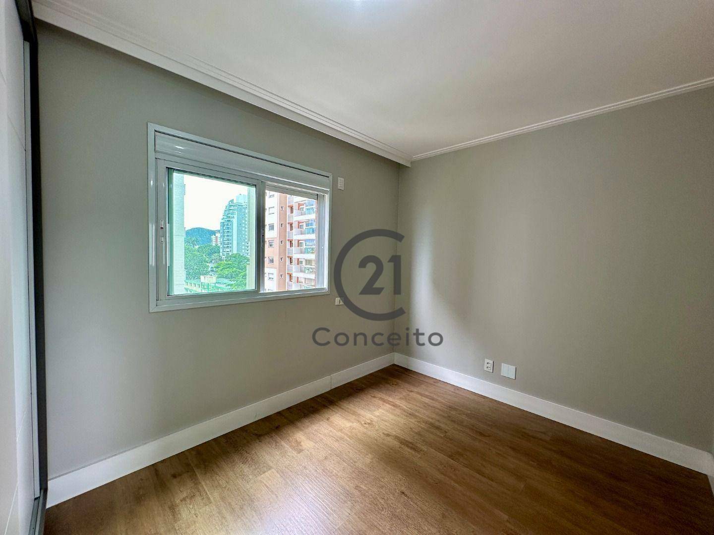 Apartamento à venda com 2 quartos, 108m² - Foto 10