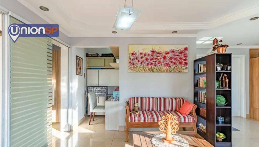 Apartamento à venda com 3 quartos, 142m² - Foto 5