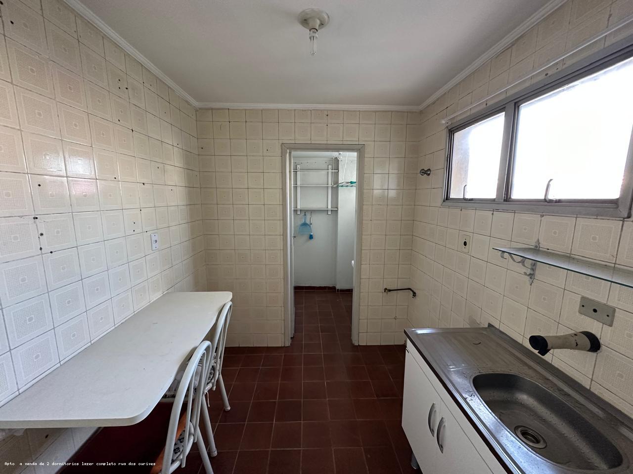 Apartamento à venda com 1 quarto, 38m² - Foto 6