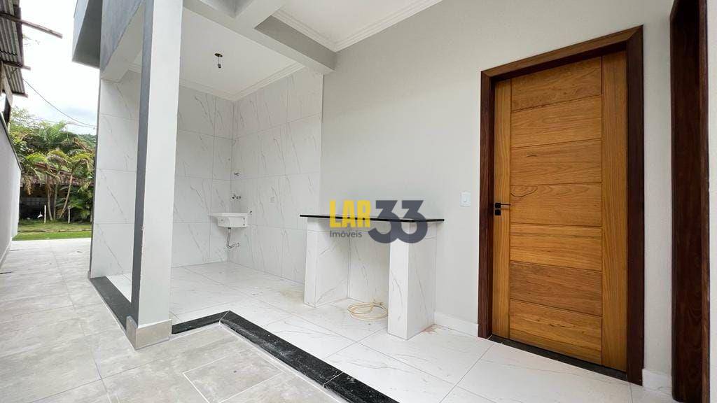 Casa de Condomínio à venda com 4 quartos, 400m² - Foto 2