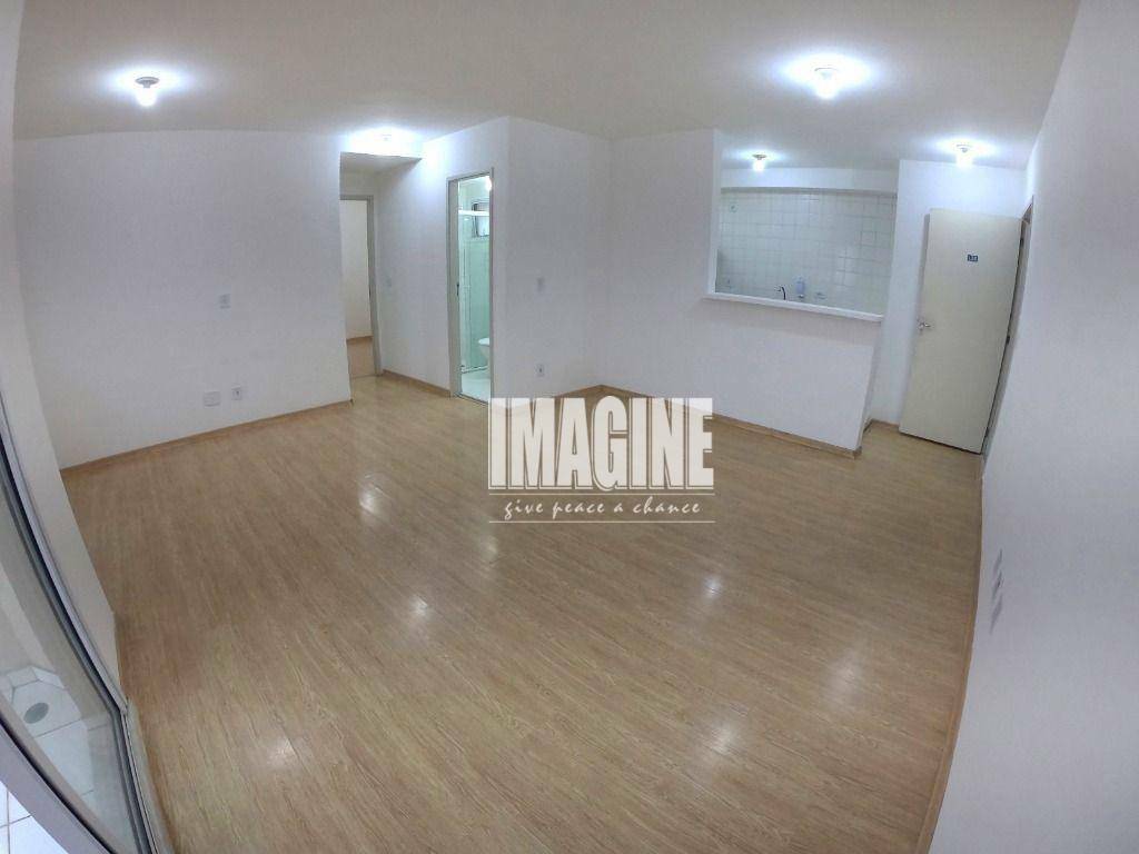 Apartamento à venda com 2 quartos, 65m² - Foto 4