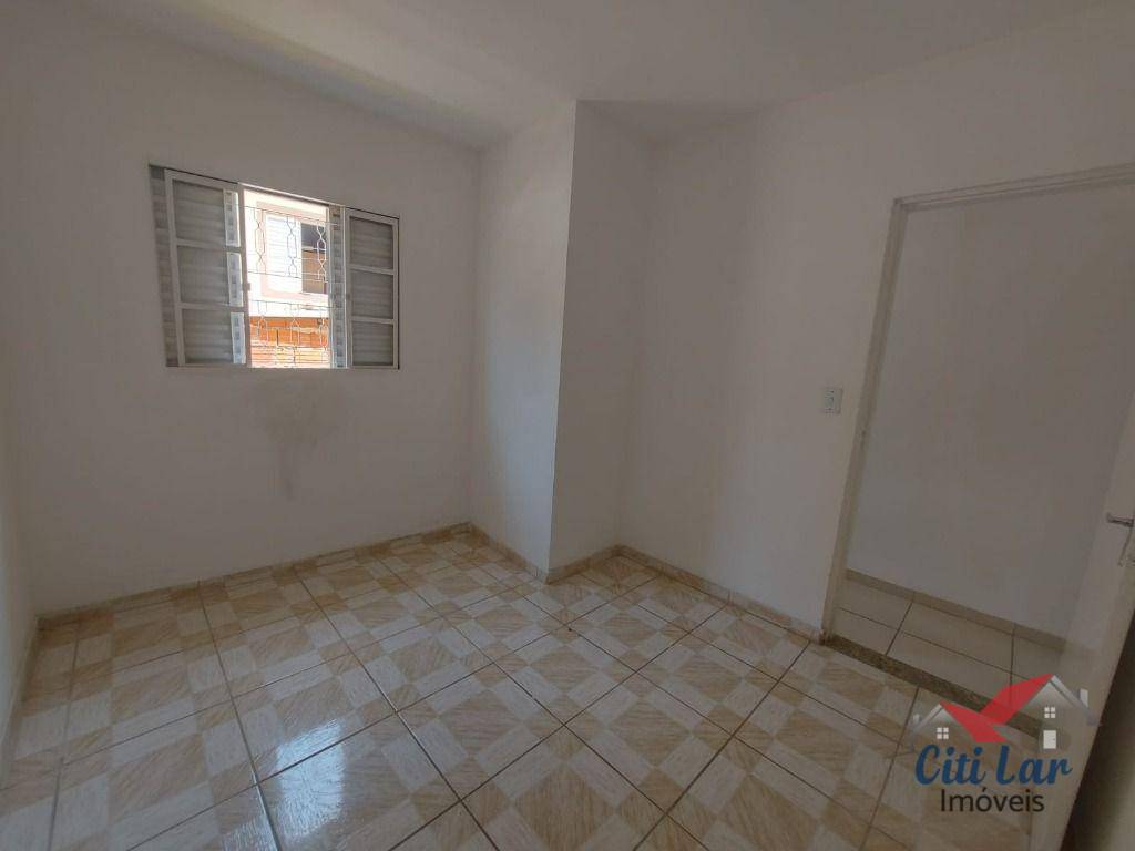 Sobrado para alugar com 2 quartos, 63m² - Foto 13