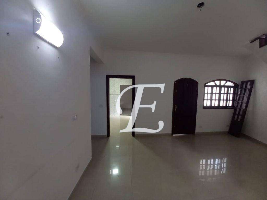 Sobrado à venda com 4 quartos, 194m² - Foto 3