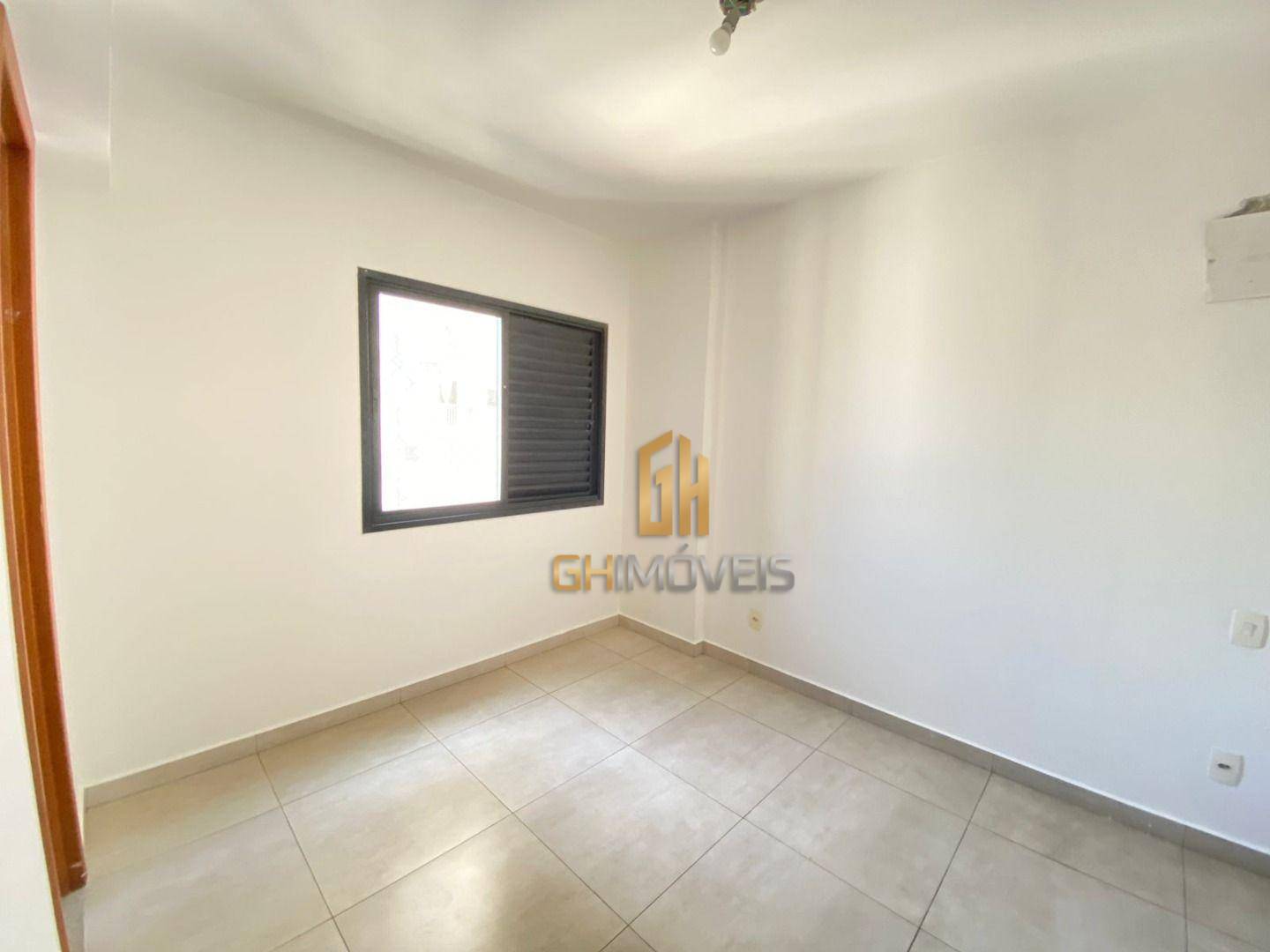 Apartamento à venda com 3 quartos, 86m² - Foto 13