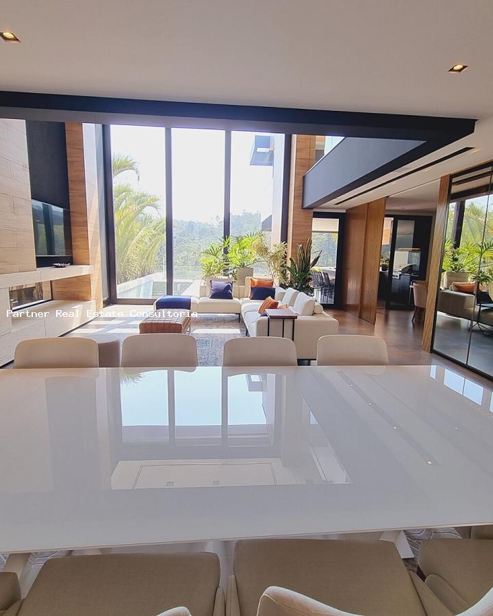 Casa à venda com 4 quartos, 610m² - Foto 43