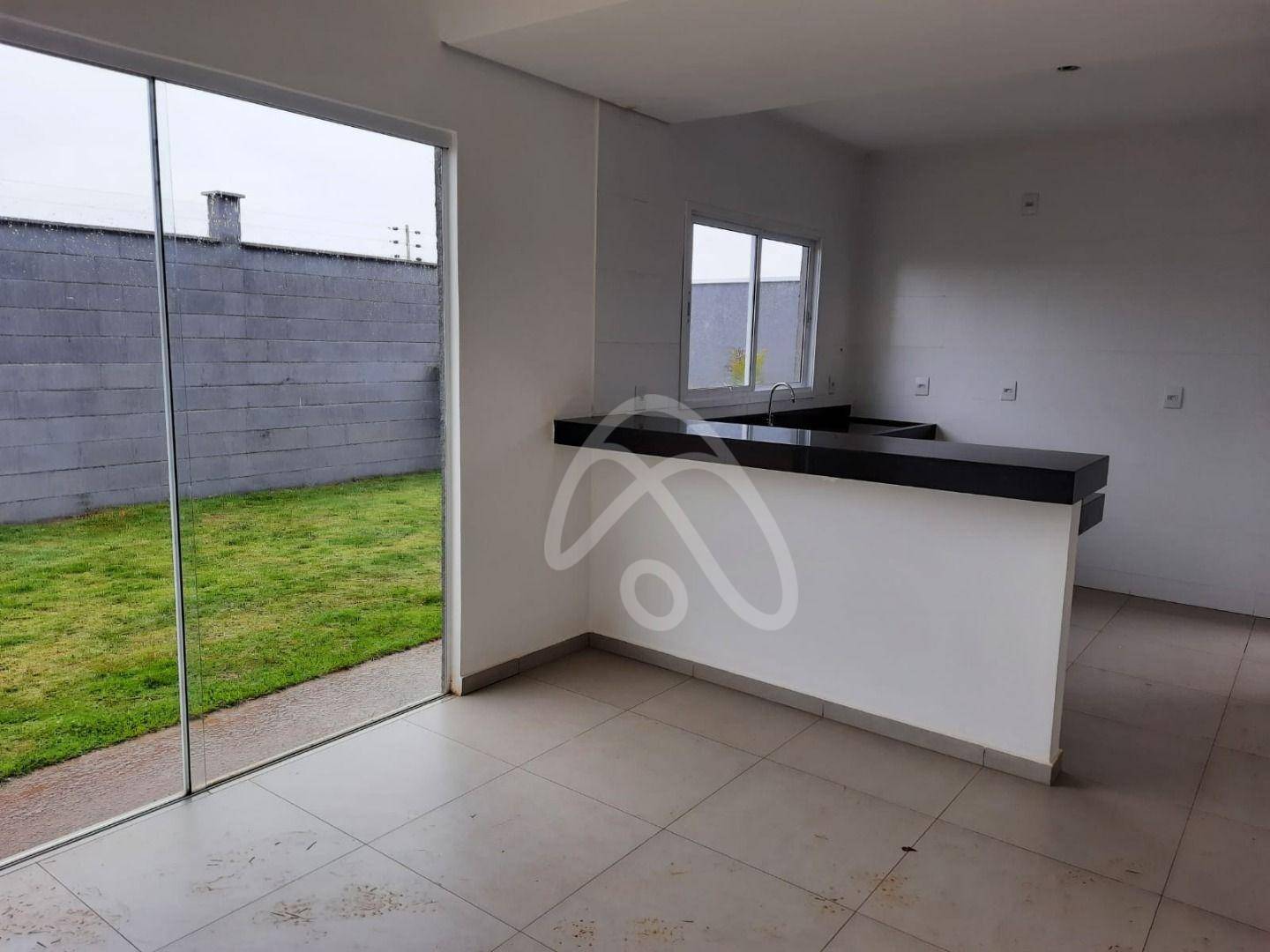 Casa à venda com 3 quartos, 81m² - Foto 12