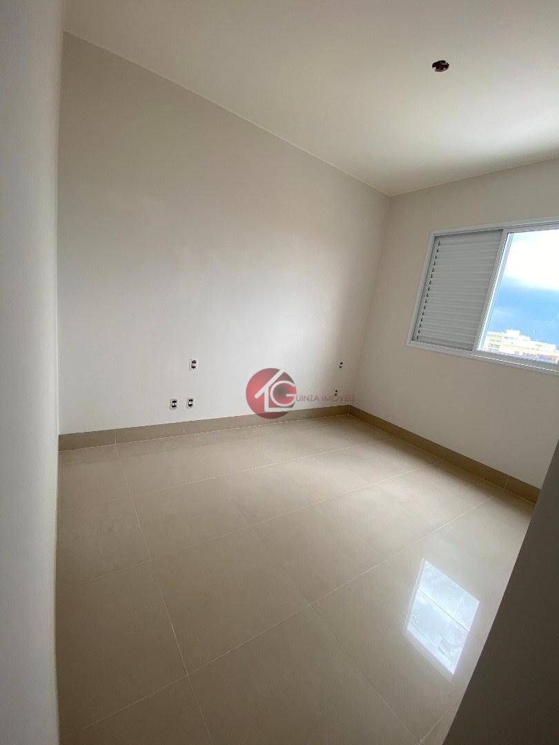 Apartamento à venda com 3 quartos, 188m² - Foto 8