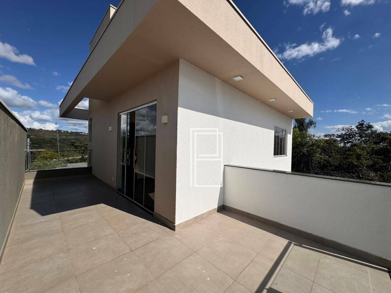 Casa à venda com 3 quartos, 174m² - Foto 14