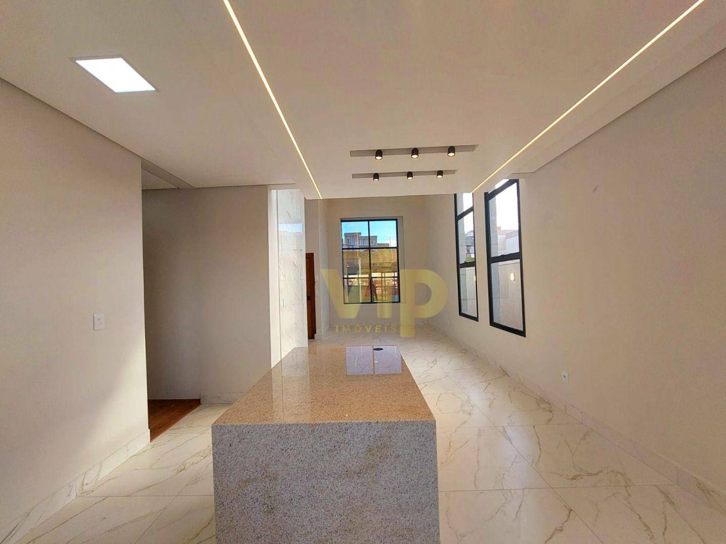 Casa à venda com 3 quartos, 163m² - Foto 3