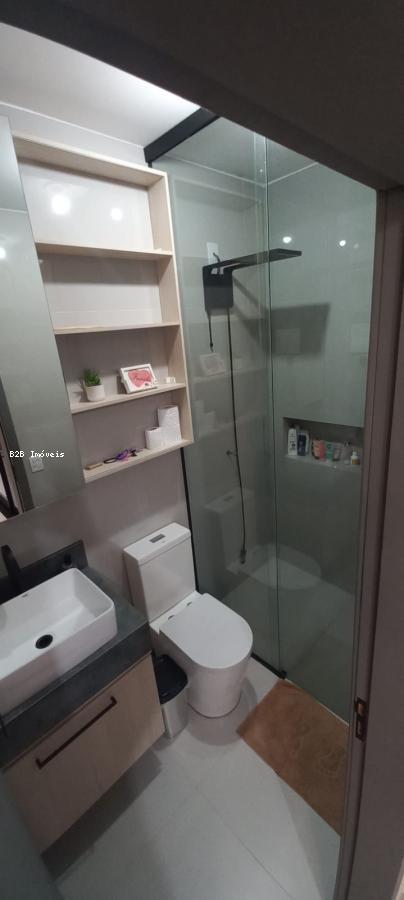 Casa à venda com 2 quartos, 51m² - Foto 9