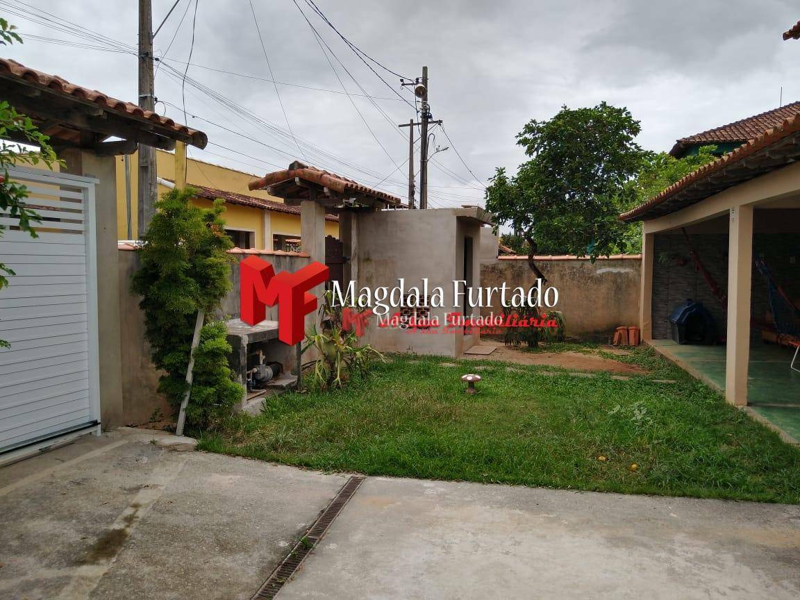 Casa à venda com 4 quartos, 200m² - Foto 4