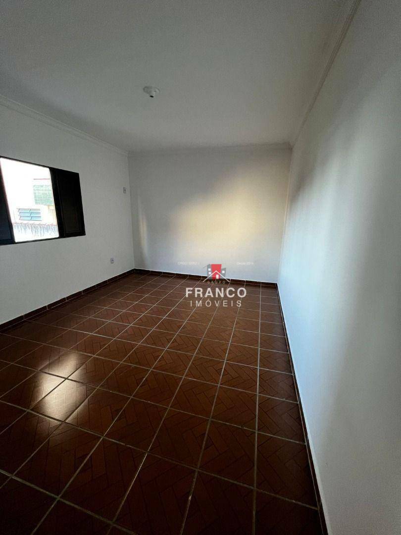 Sobrado à venda com 2 quartos, 90m² - Foto 13