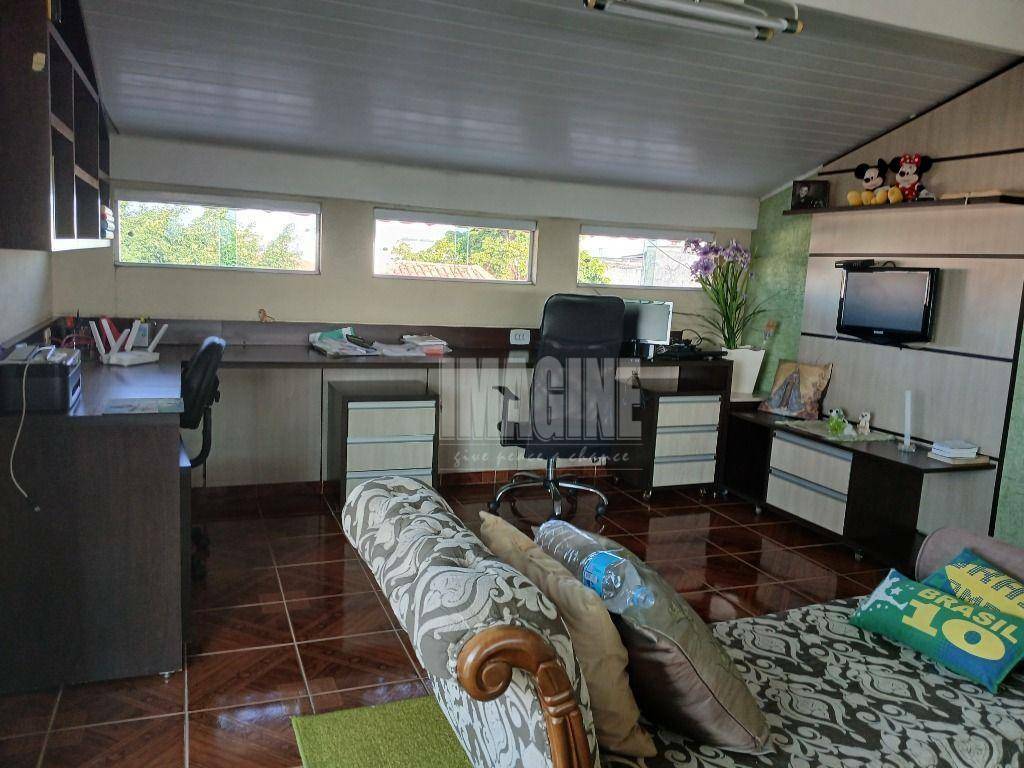 Sobrado à venda com 3 quartos, 249m² - Foto 37