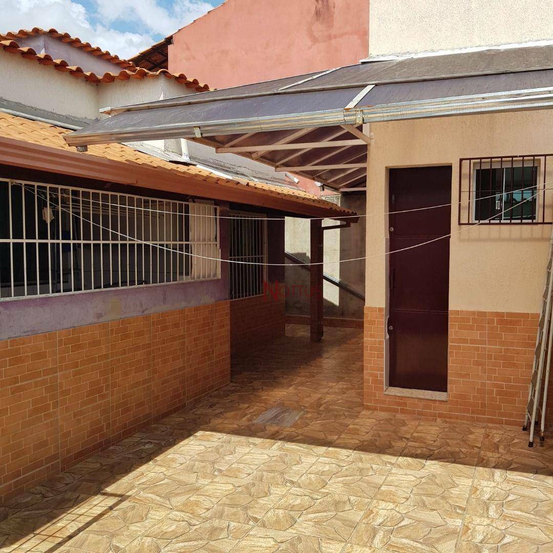 Casa à venda com 2 quartos, 360m² - Foto 3