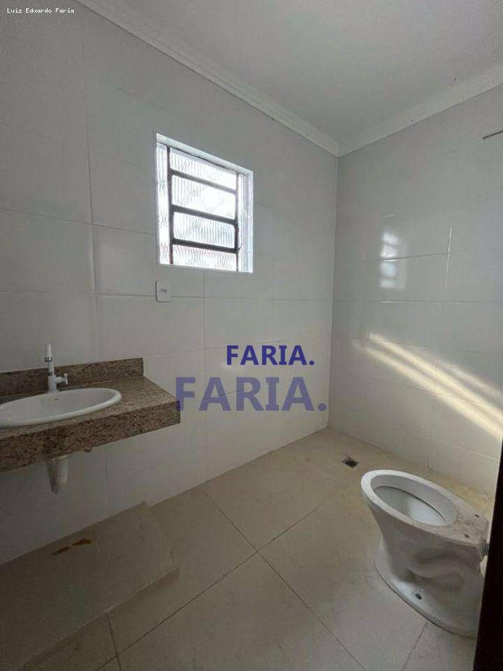 Casa à venda com 3 quartos, 180m² - Foto 9