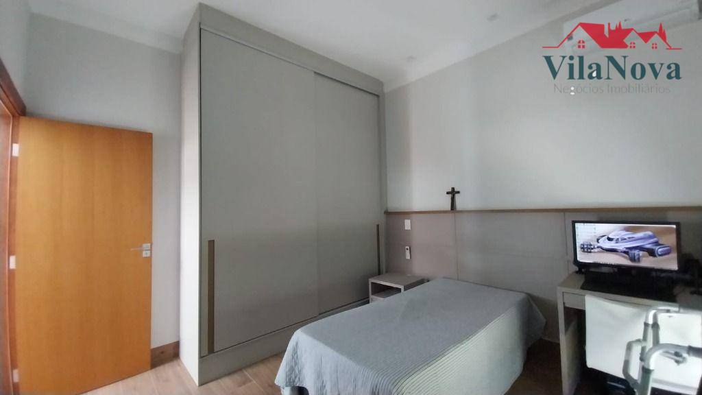 Casa à venda com 3 quartos, 250m² - Foto 13