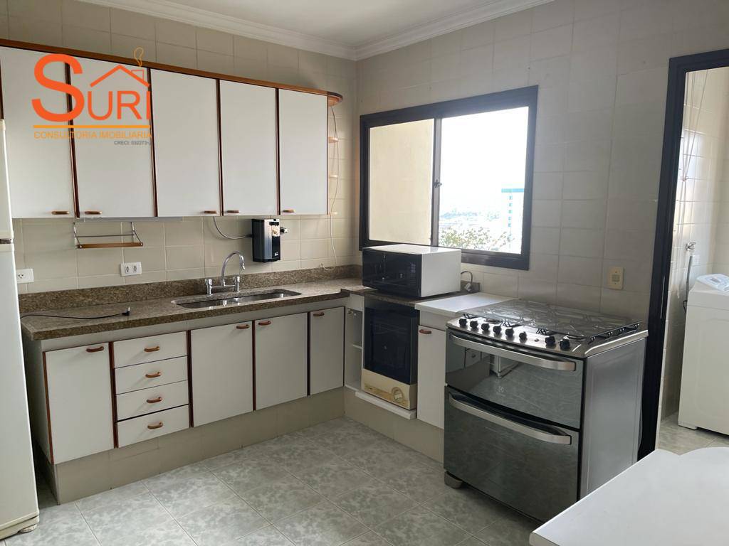 Apartamento à venda com 3 quartos, 144m² - Foto 6