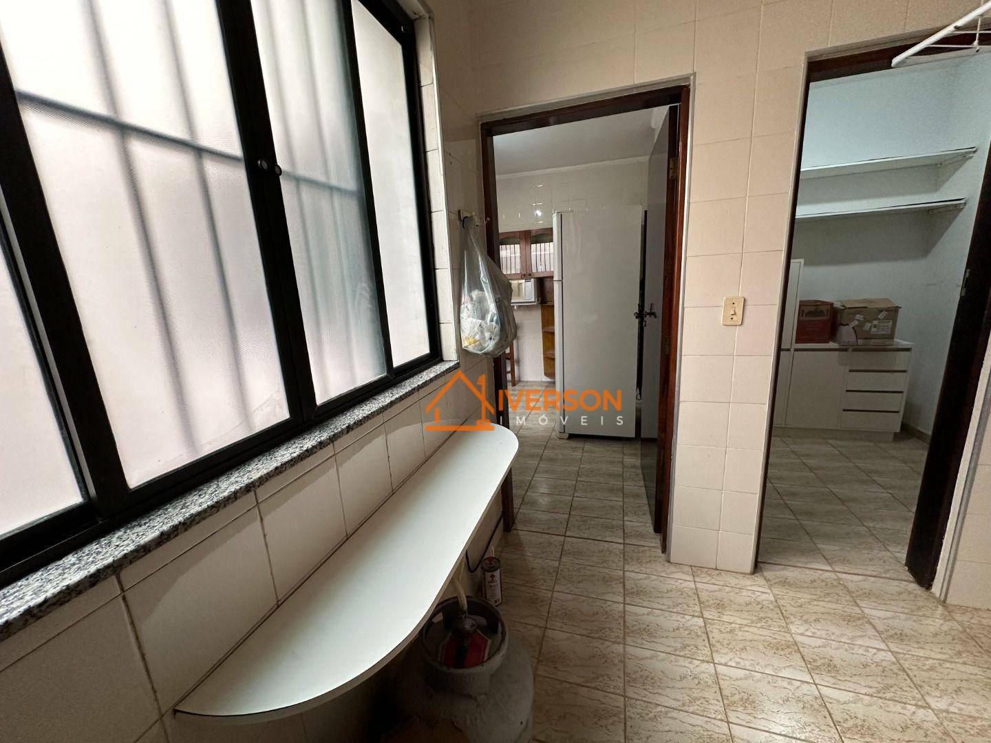 Apartamento à venda com 2 quartos, 92m² - Foto 11