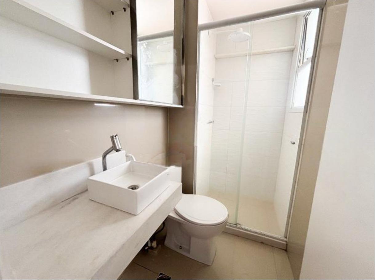 Apartamento à venda com 3 quartos - Foto 8