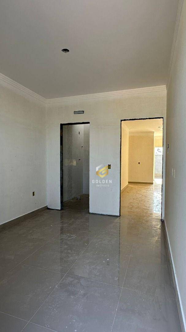 Casa à venda com 2 quartos, 56m² - Foto 9