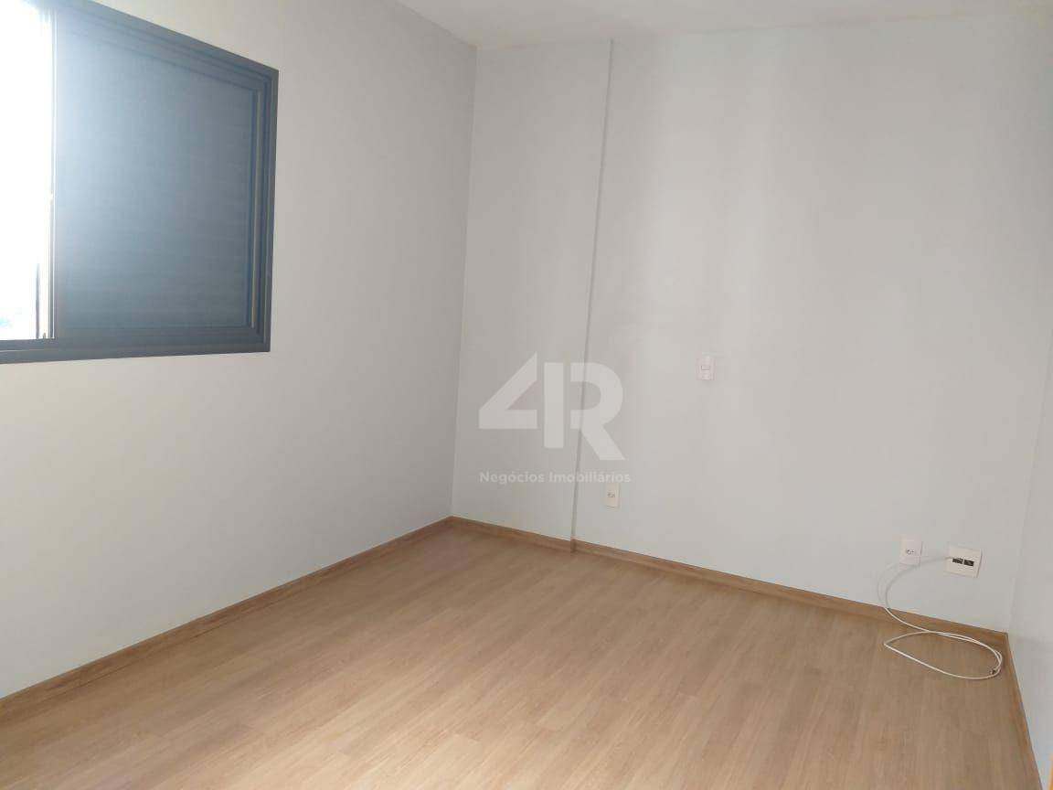 Apartamento à venda com 3 quartos, 100m² - Foto 8