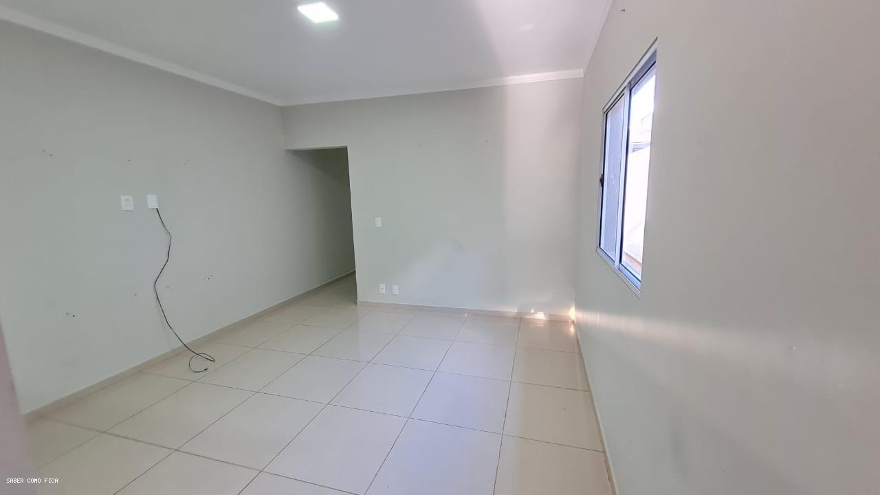 Casa à venda com 3 quartos, 165m² - Foto 14