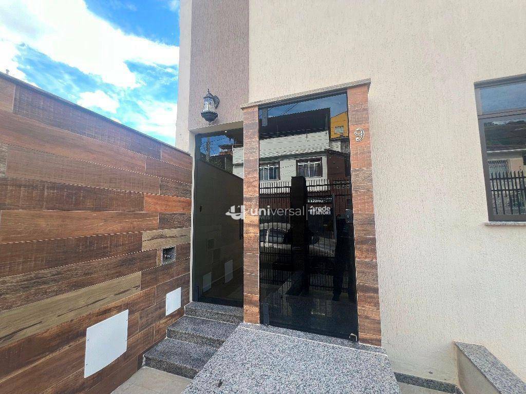 Cobertura à venda com 3 quartos, 207m² - Foto 2