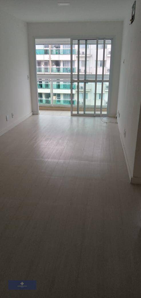 Apartamento à venda com 2 quartos, 76m² - Foto 12