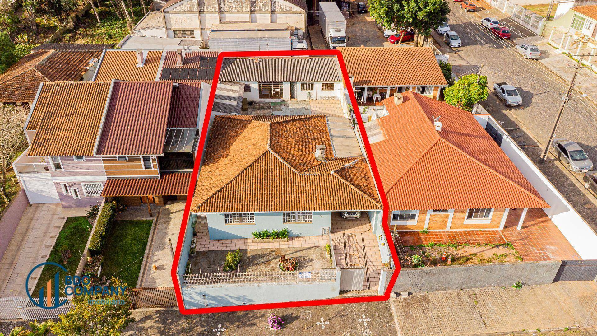 Casa à venda com 3 quartos, 221m² - Foto 19