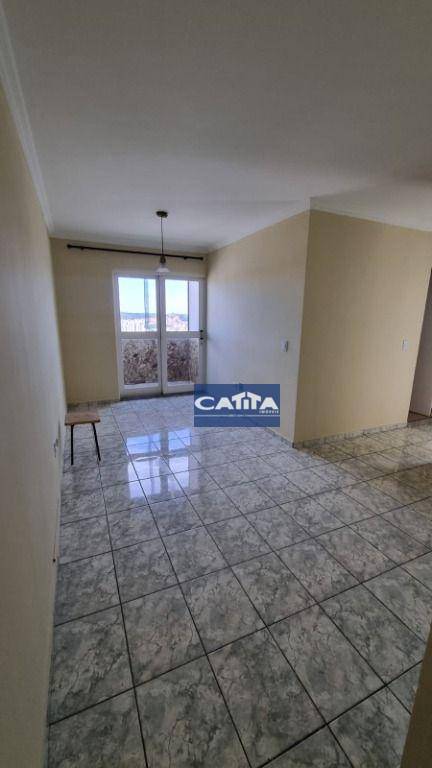 Apartamento para alugar com 2 quartos, 55m² - Foto 13